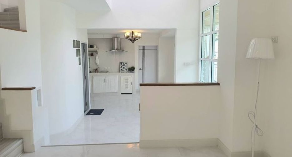 For sale 2 Beds townhouse in Mueang Nonthaburi, Nonthaburi