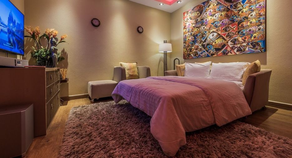 For sale 4 bed house in Bang Lamung, Chonburi