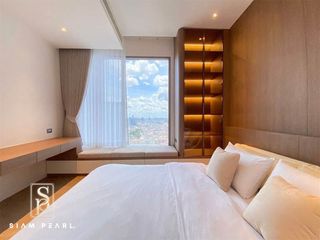 For sale 2 bed condo in Khlong San, Bangkok
