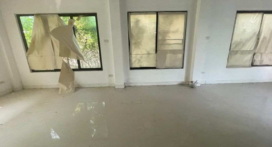 For sale studio townhouse in Don Mueang, Bangkok