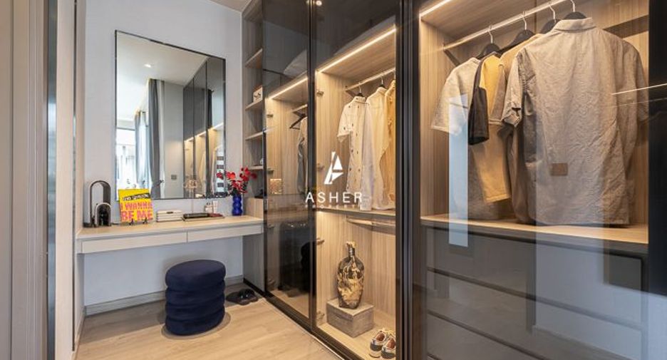 Casa en venta de 3 habitaciones en Huai Khwang, Bangkok