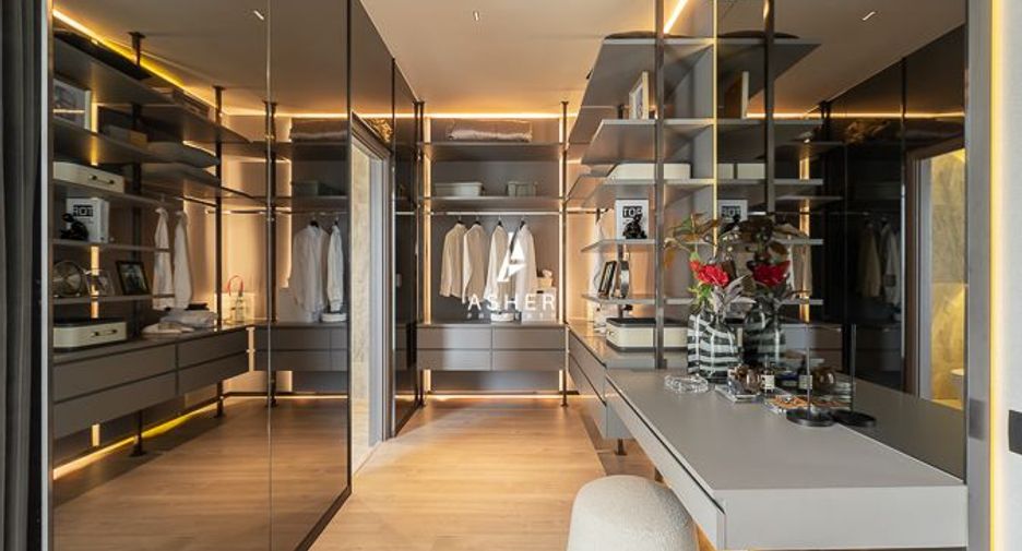 Casa en venta de 3 habitaciones en Huai Khwang, Bangkok