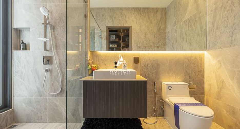 Casa en venta de 3 habitaciones en Huai Khwang, Bangkok