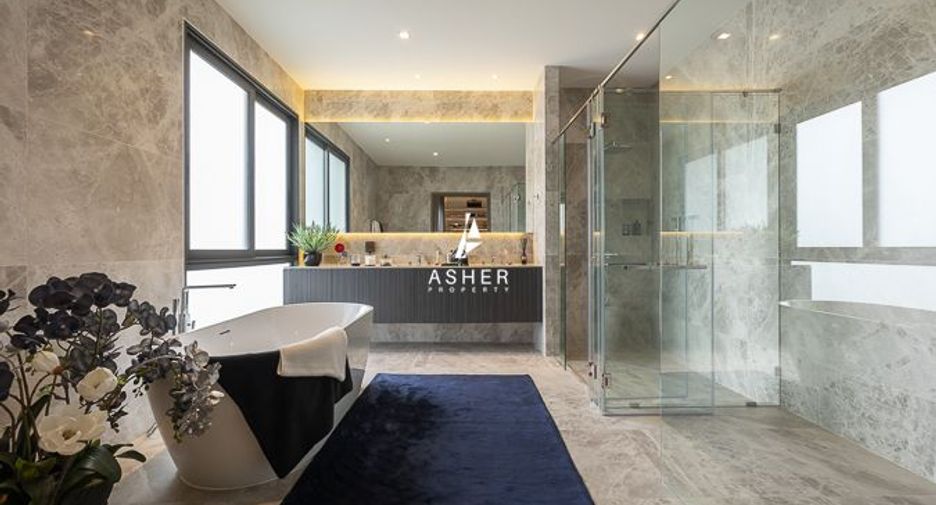 Casa en venta de 3 habitaciones en Huai Khwang, Bangkok