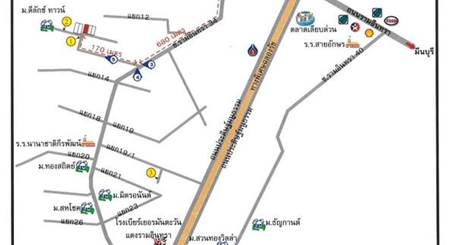 Casa adosada en venta de estudio en Bang Khen, Bangkok