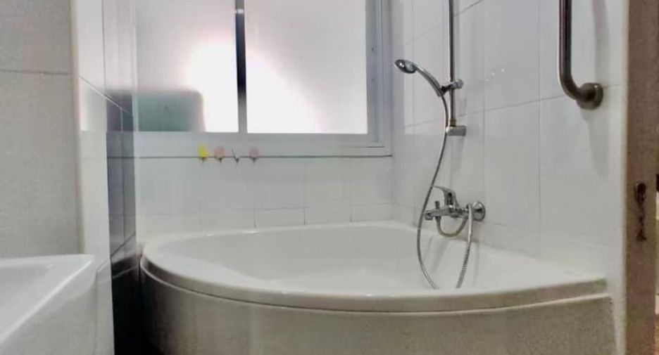 Condo en venta de 1 habitaciones en Si Racha, Chonburi