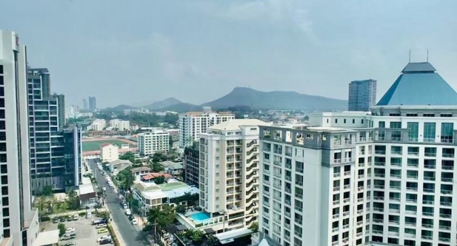 Condo en venta de 1 habitaciones en Si Racha, Chonburi