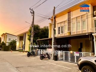For sale 4 bed townhouse in Prawet, Bangkok