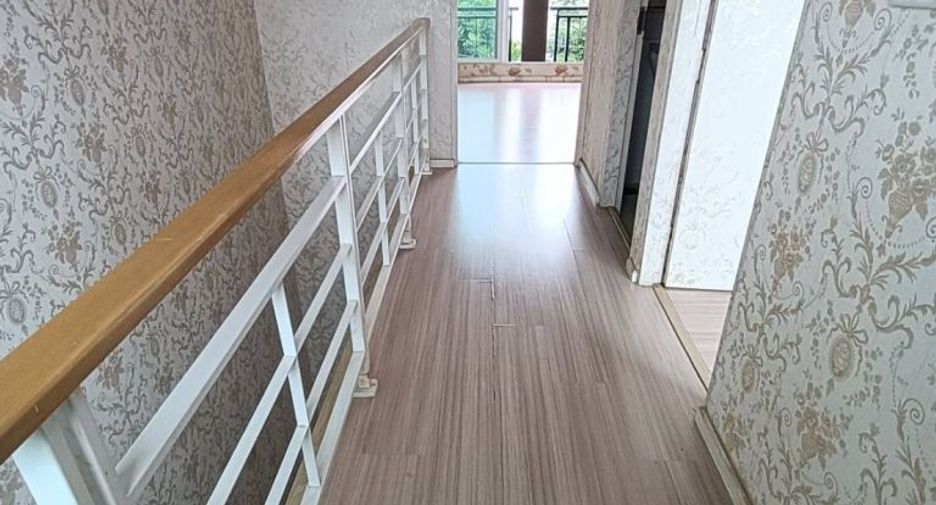 For sale studio townhouse in Lat Phrao, Bangkok