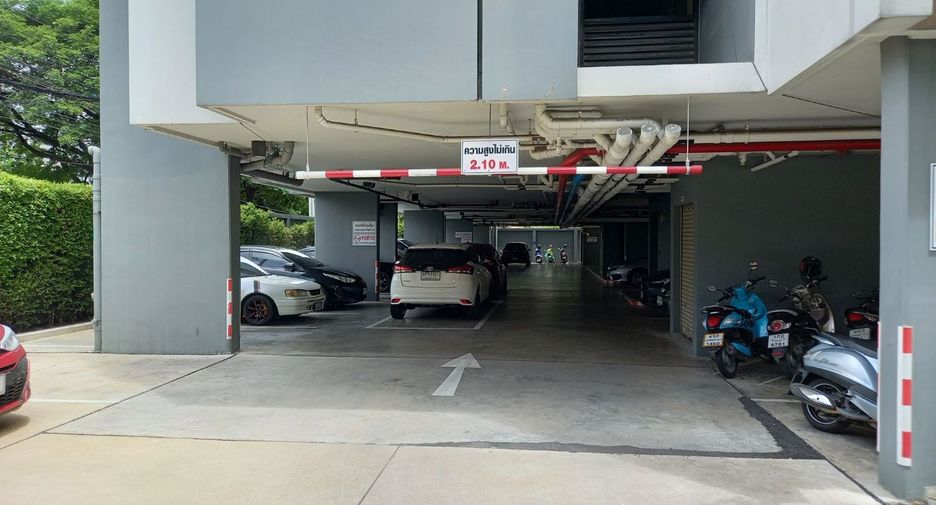For sale studio condo in Bang Khen, Bangkok