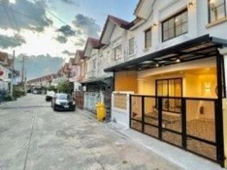 For sale 2 Beds townhouse in Mueang Nonthaburi, Nonthaburi