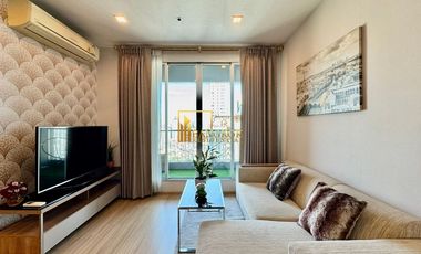Condo en alquiler de 2 habitaciones en Phra Khanong, Bangkok