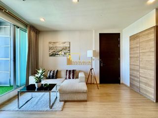 For rent 2 bedrooms condo in Phra Khanong, Bangkok