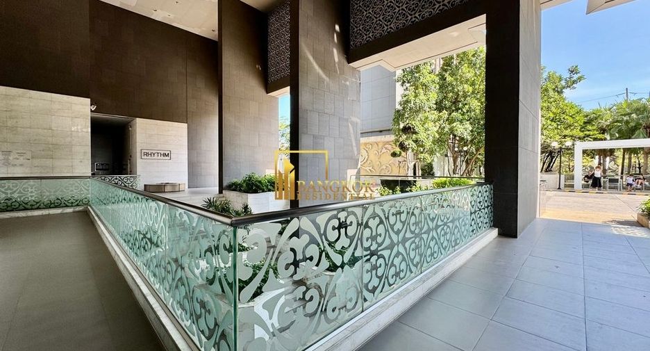 Condo en alquiler de 2 habitaciones en Phra Khanong, Bangkok