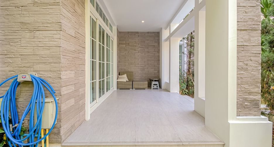 Casa en venta de 5 habitaciones en Mueang Chiang Mai, Chiang Mai
