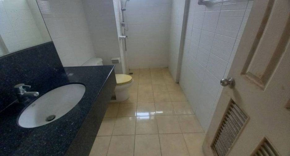 For sale studio condo in Phasi Charoen, Bangkok