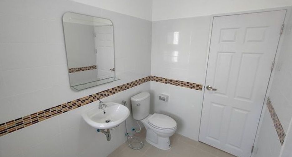 For sale スタジオ townhouse in Bueng Kum, Bangkok