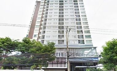 For sale studio condo in Yan Nawa, Bangkok