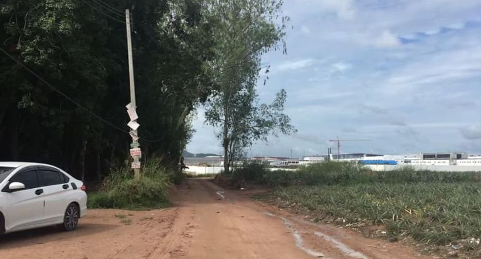 Grundstück zum Kauf in Pluak Daeng, Rayong