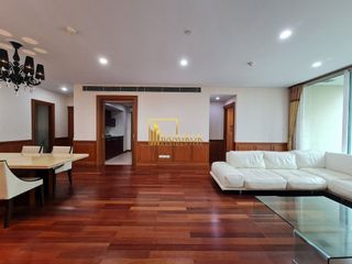 For rent 2 bedrooms condo in Pathum Wan, Bangkok