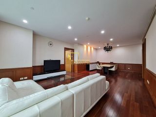 For rent 2 bedrooms condo in Pathum Wan, Bangkok
