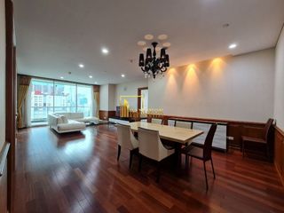 For rent 2 bedrooms condo in Pathum Wan, Bangkok