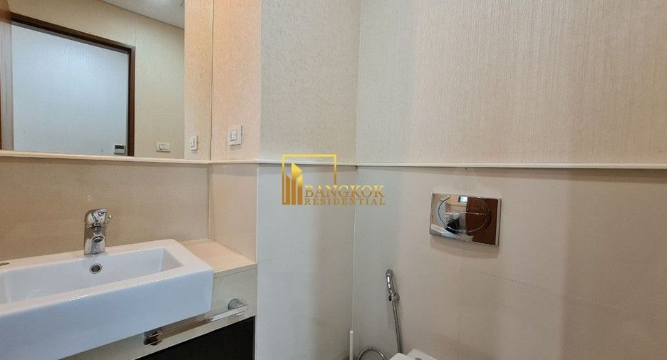 For rent 2 bedrooms condo in Pathum Wan, Bangkok
