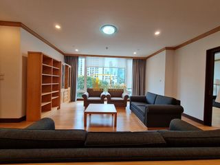 À louer 3 chambres condo à Pathum Wan, Bangkok