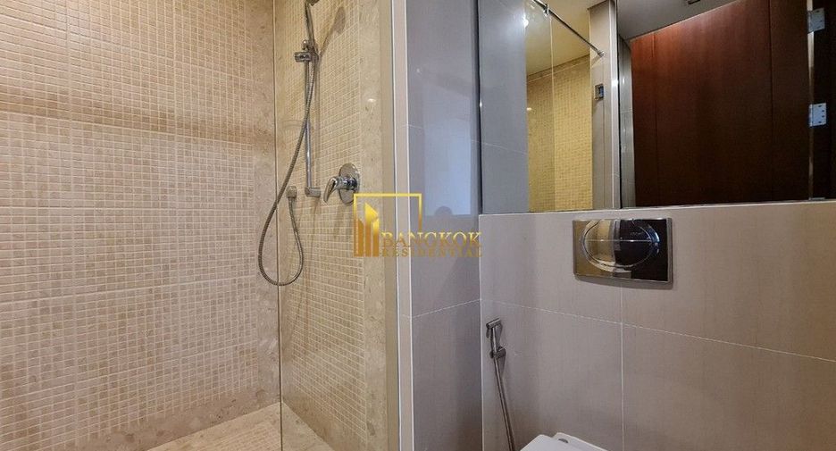 For rent 3 bedrooms condo in Pathum Wan, Bangkok