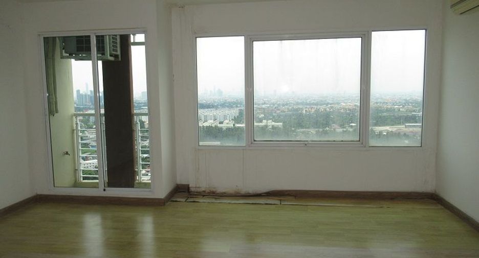 For sale studio condo in Phasi Charoen, Bangkok