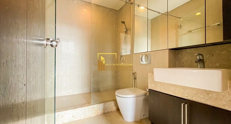 For rent 2 bedrooms condo in Pathum Wan, Bangkok