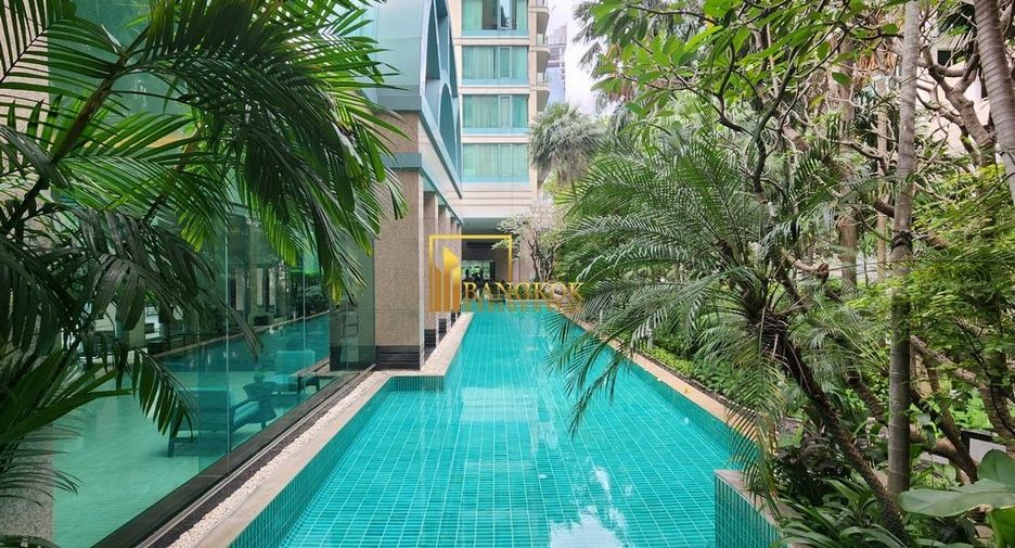 For rent 2 bedrooms condo in Pathum Wan, Bangkok