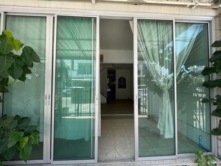 出售 公寓 联排别墅 在 Lat Phrao, 曼谷