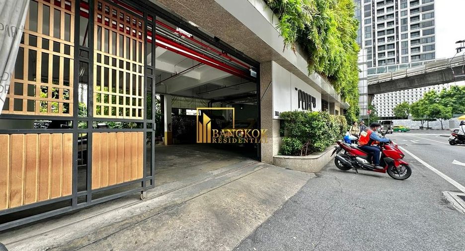 ให้เช่า 2 ห้องนอน คอนโด ใน คลองเตย, กรุงเทพฯ