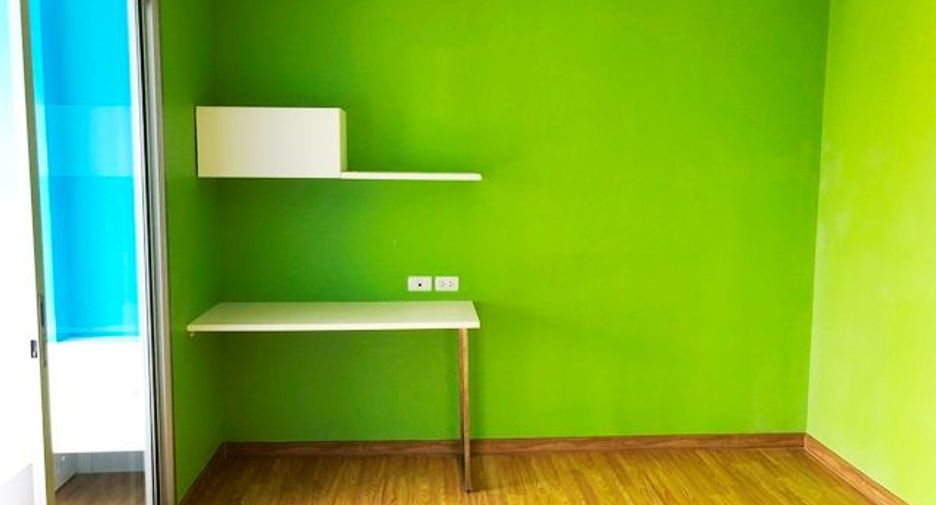 For sale studio condo in Yan Nawa, Bangkok