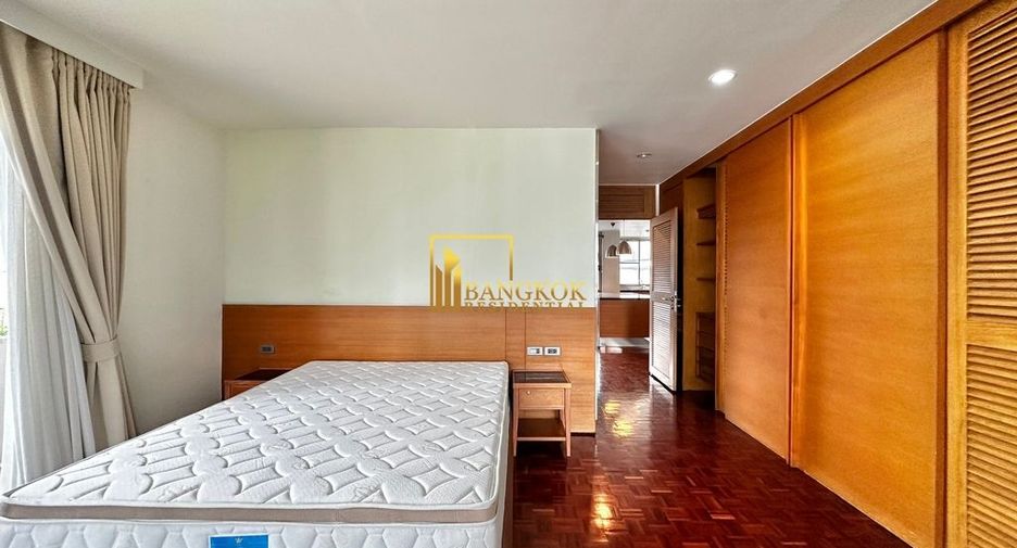 Apartamento en alquiler de 3 habitaciones en Khlong Toei, Bangkok