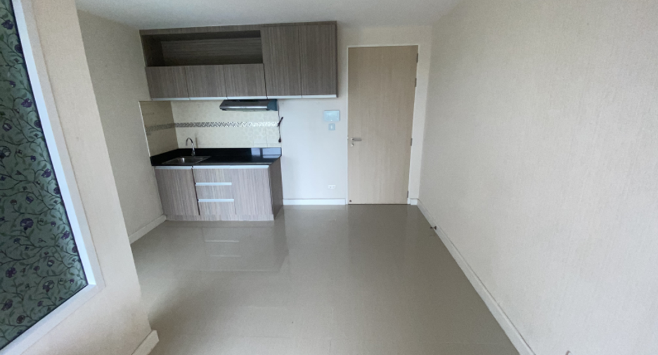 For sale studio condo in Bang Na, Bangkok