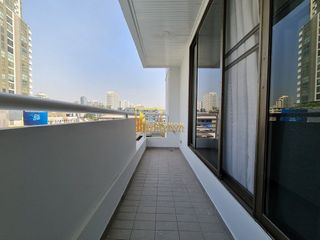 Apartment zur Miete mit 2 Zimmer in Khlong Toei, Bangkok