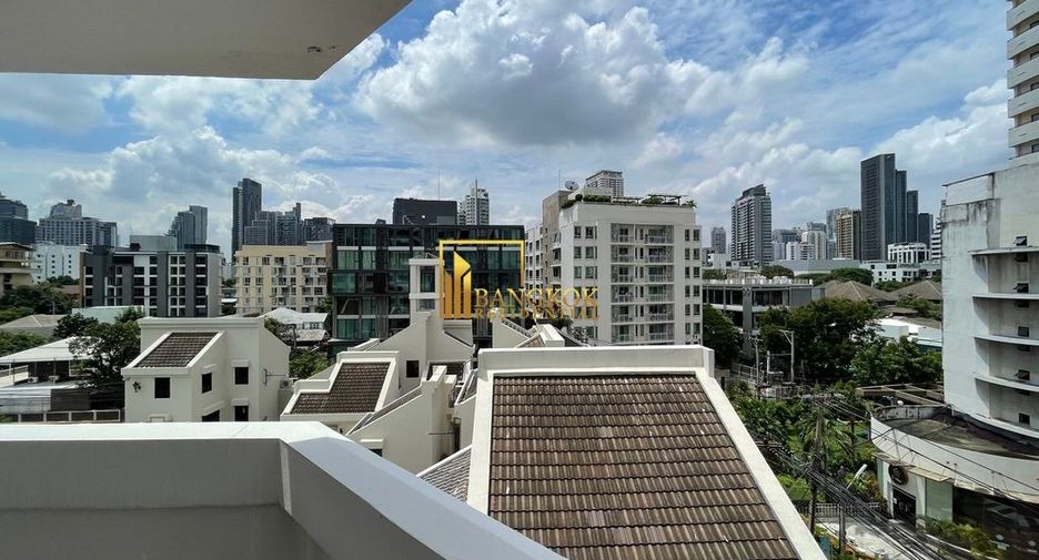 À louer 2 chambres condo à Watthana, Bangkok