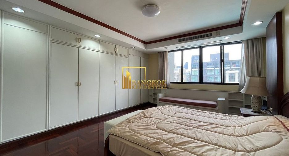 À louer 2 chambres condo à Watthana, Bangkok
