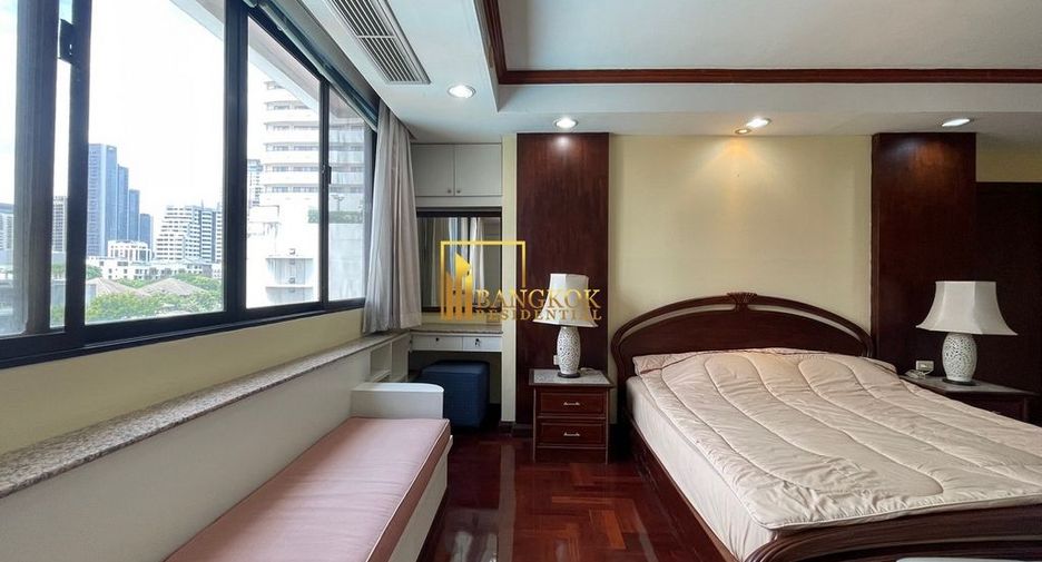 À louer 2 chambres condo à Watthana, Bangkok