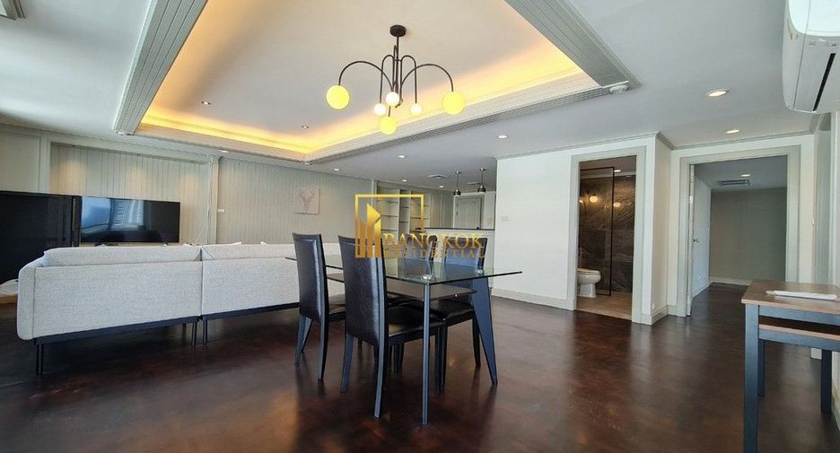 À louer 2 chambres condo à Watthana, Bangkok