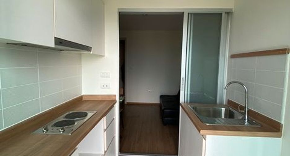For sale studio condo in Bang Kapi, Bangkok