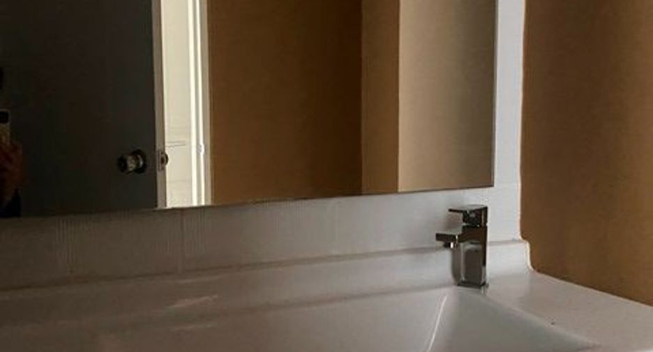 For sale studio condo in Bang Kapi, Bangkok