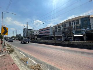 For sale retail Space in Bang Bua Thong, Nonthaburi