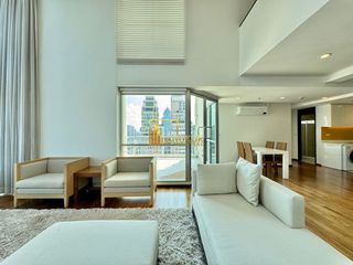 For rent 2 ベッドルーム condo in Pathum Wan, Bangkok