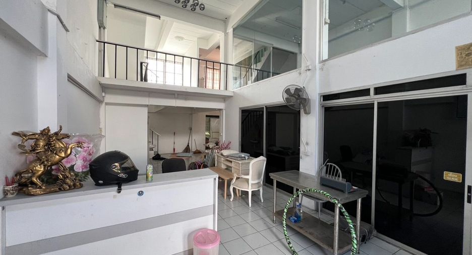 For sale retail Space in Bueng Kum, Bangkok