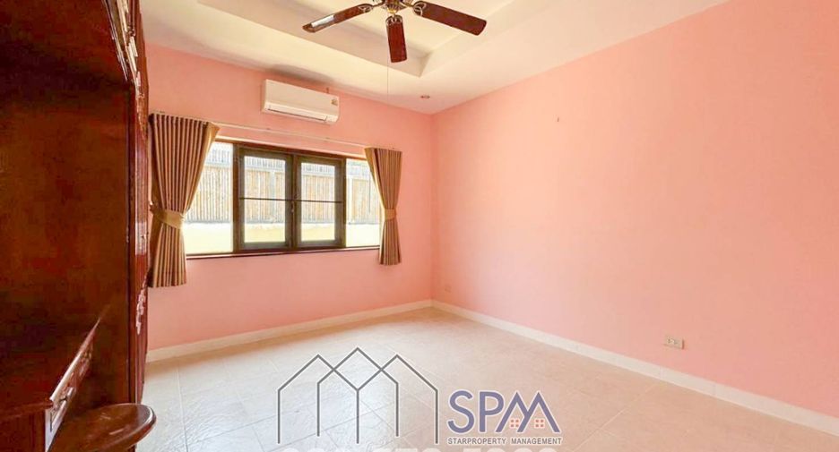 For sale 3 bedrooms villa in Hua Hin, Prachuap Khiri Khan