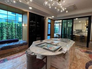 For rent そして for sale 5 Beds house in Saphan Sung, Bangkok