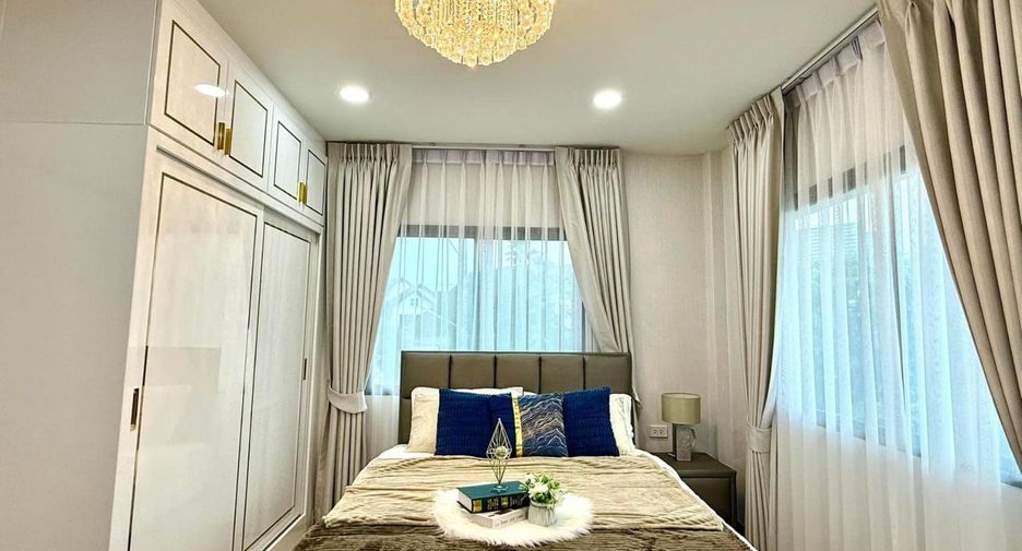 For sale 5 bed house in Ban Bueng, Chonburi